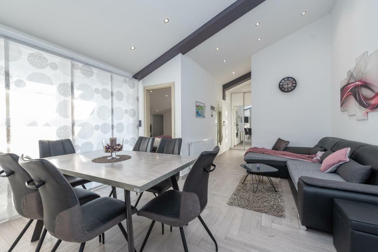 Apartments Luky Zadar Eksteriør bilde