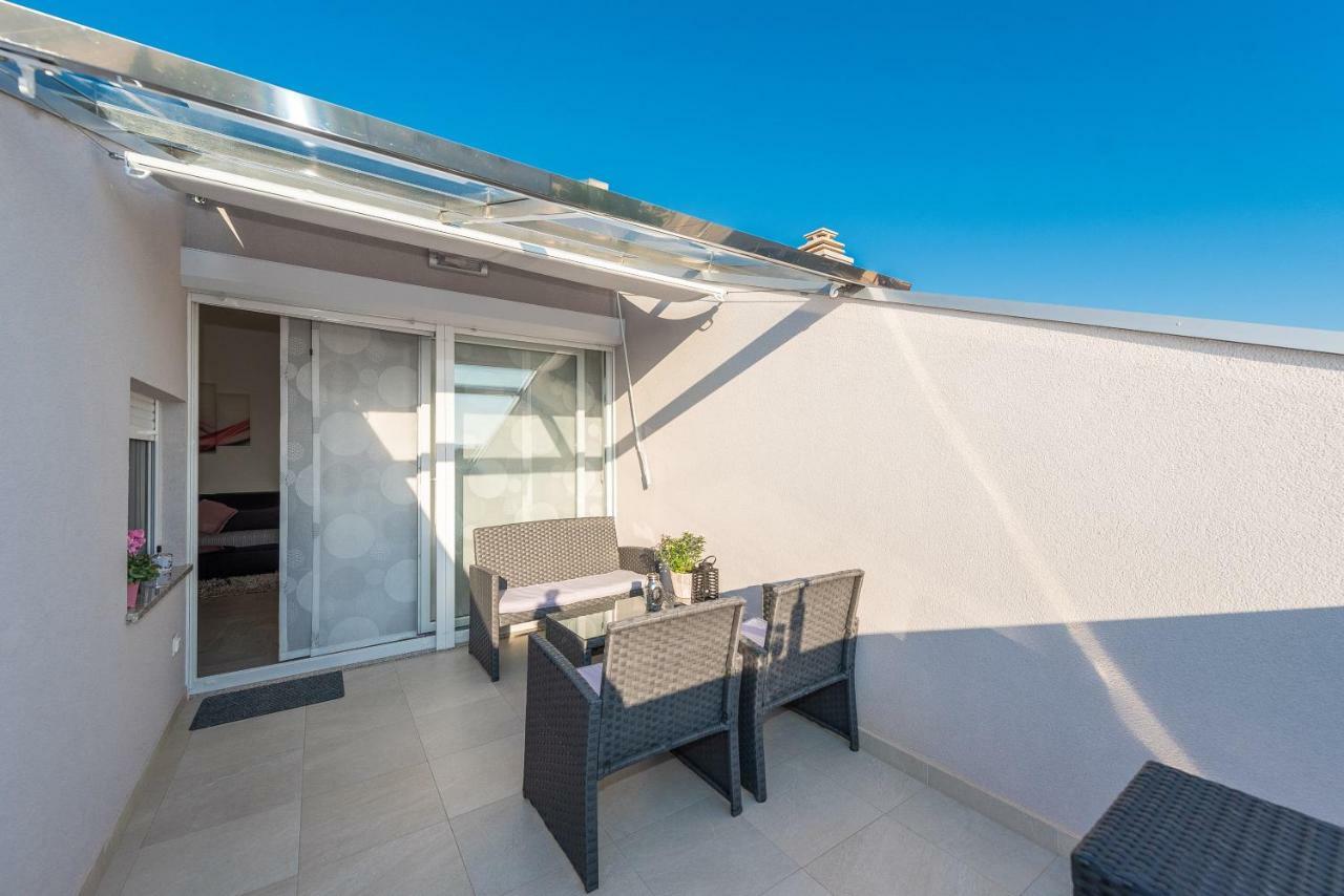Apartments Luky Zadar Eksteriør bilde