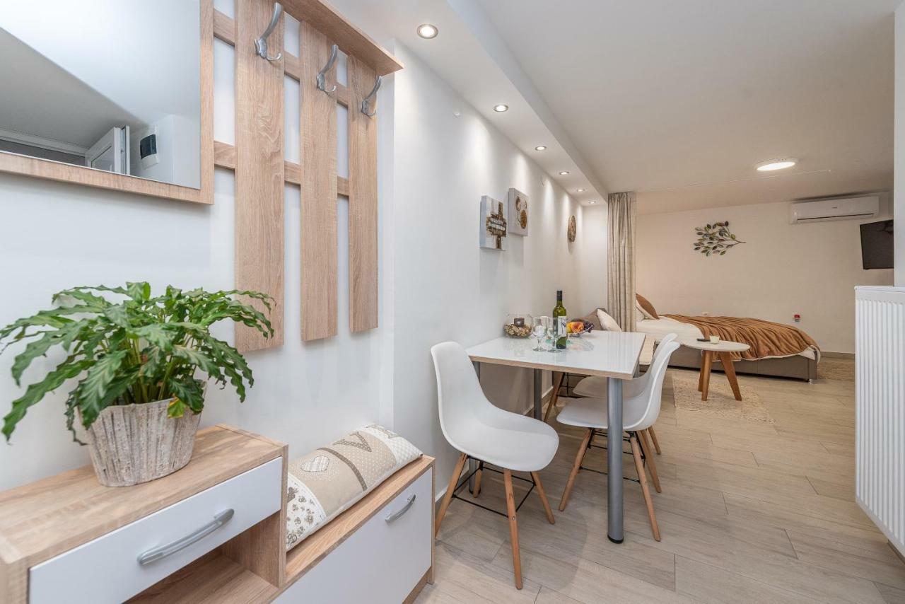Apartments Luky Zadar Eksteriør bilde