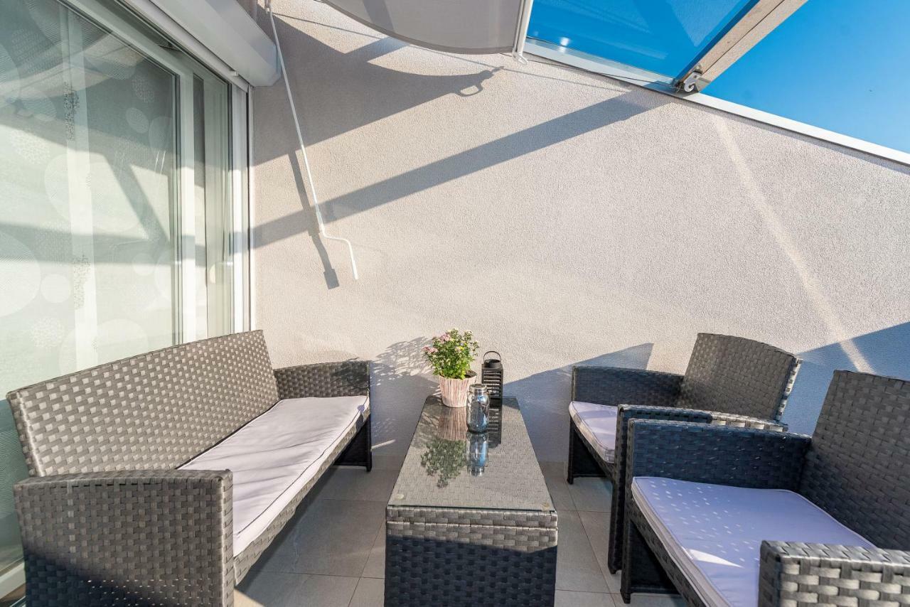 Apartments Luky Zadar Eksteriør bilde